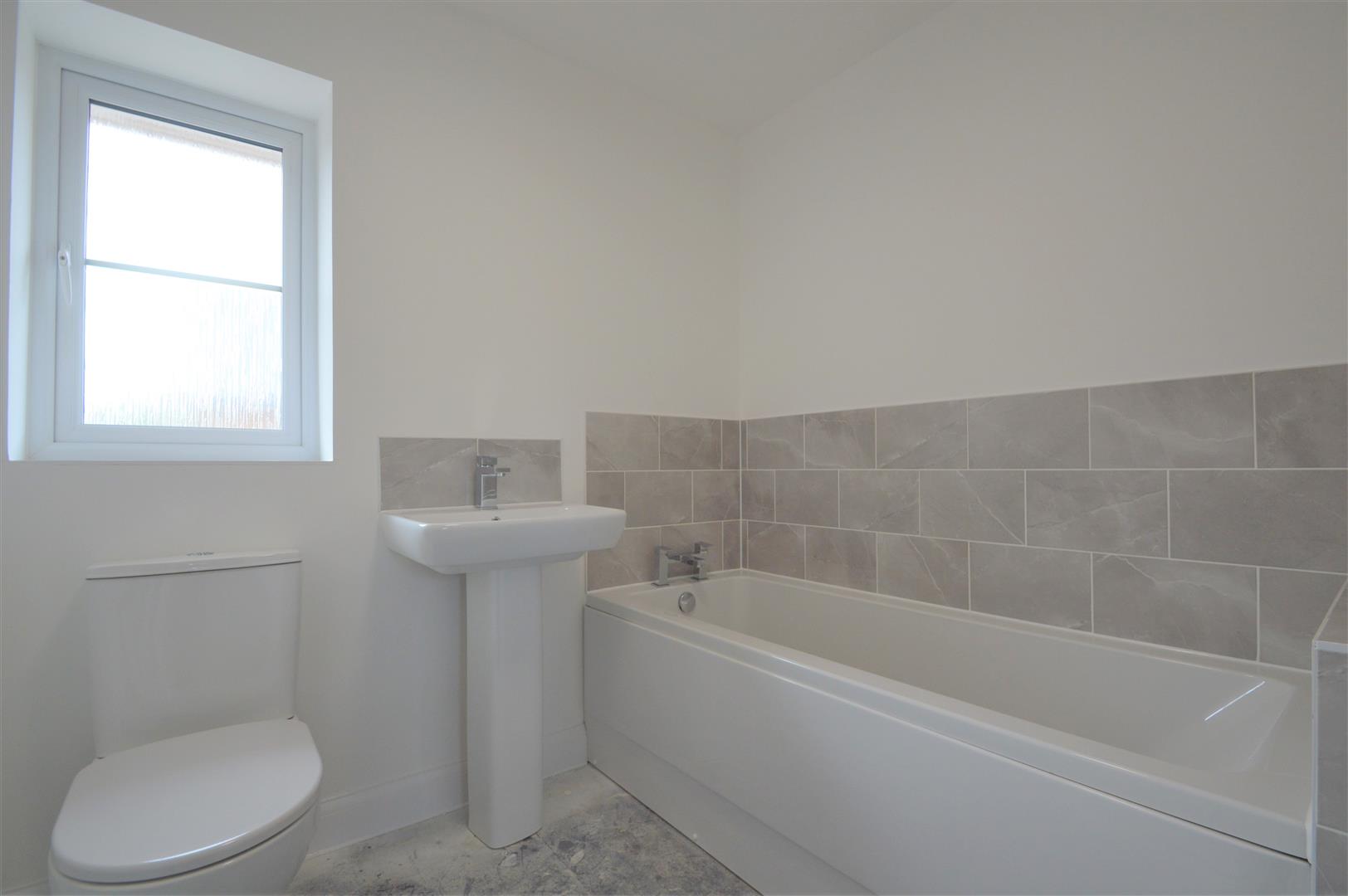 18 South View, Boverton, Llantwit Major, CF61 2AW